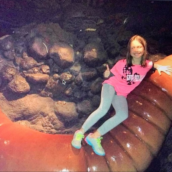 Meet your Posher, Regan - Picture 2 of 2